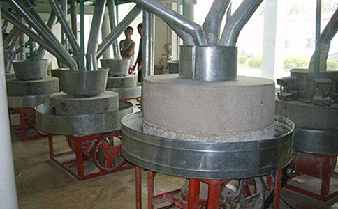 石磨面粉加工设备 石磨面粉加工设备